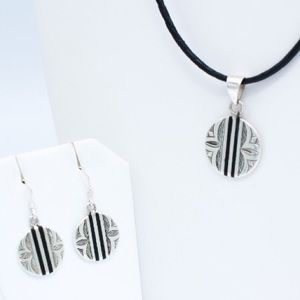 Wood and Silver Set SP0108